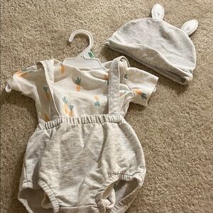 Carter's 18 months Gray and White Kids Matching Set